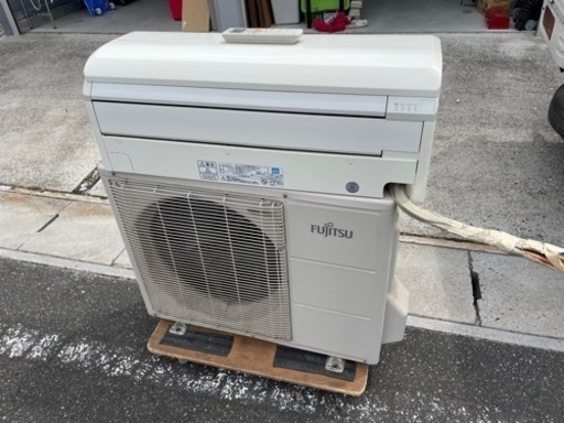 FUJITSU 10畳用　2.8kwエアコン　AS-W28B-W