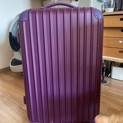 キャリーケースの画像