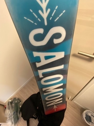 salomonスノーボード　カバー&ビンディング付き