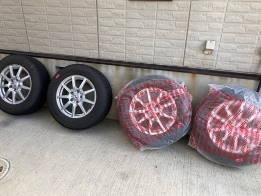 冬用タイヤ　２１５／６５Ｒ１６ホイール付き4本
