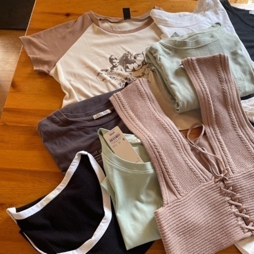 【レディース服　まとめ売り】ギャル　ナチュラルガーリー　19点　新品あり