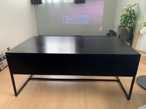 LOWYAテーブル売ります