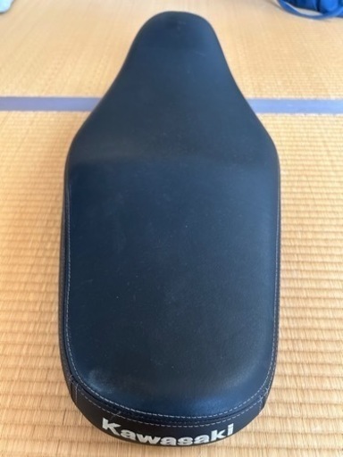 w650 純正本革シート