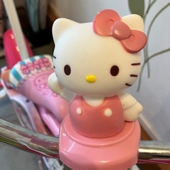 【お値下げ】幼児用自転車&ヘルメット　使用数回の画像