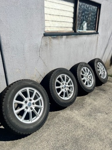 アルファード　ヴェルファイア　スタッドレス　215/65R16