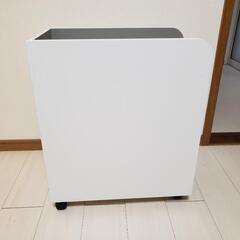 美品引取限定富山市よりCPUワゴン PCワゴン キャスターワゴン木製
オフィス用品パソコンラックの画像