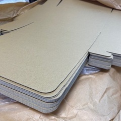 【新品未使用】組み立て式 白 箱 15枚の画像