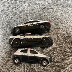 トミカ　警察