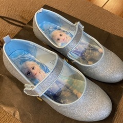 プリンセスエルサドレスシューズの画像