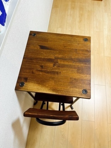 コーヒーテーブル