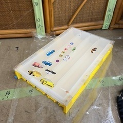 0910-132 トミカケース