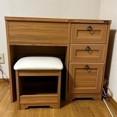 ドレッサー　コンセント付き