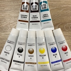 【無料】100均アクリル絵の具の画像