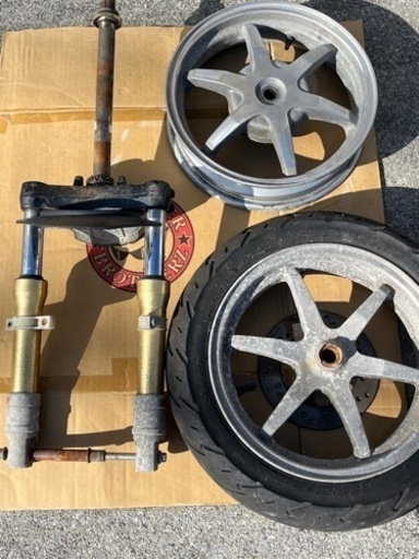 zzホイール　フォーク　v125g