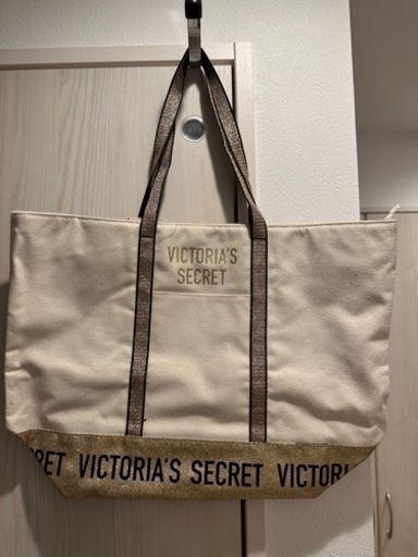 Victoria secretのトートバッグ