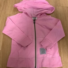 135.エフオーキッズ　ジップパーカー　95