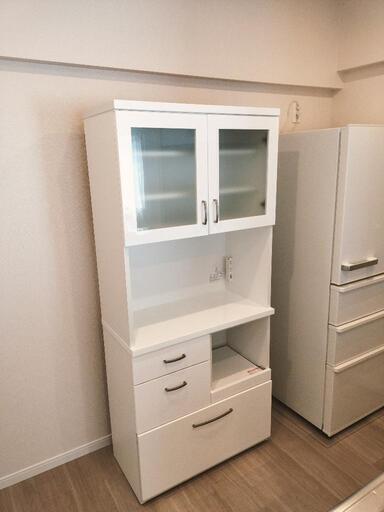 配達可  キッチンボード 食器棚 ニトリ 幅80✕高180  新しいです  管理番号11009
