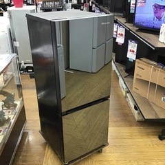 #I-40【ご来店頂ける方限定】Hisenseのミラートップ2ドア冷凍冷蔵庫です
