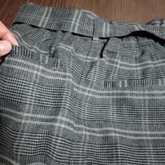 GLOBAL WORK タイトっぽいスカート　秋冬向きの画像