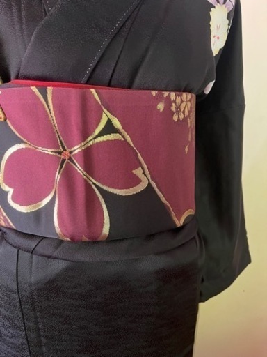 振り袖、帯のセット、黒地に桜