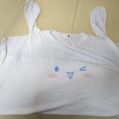 シナモンロール白いシャツ　