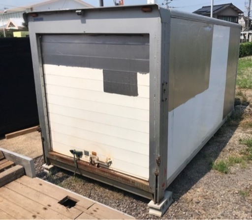 コンテナ倉庫　物置き　農業用倉庫　保冷断熱材入り