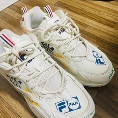 FILA スニーカー　24サイズ+ オバジC酵素洗顔パウダー21個