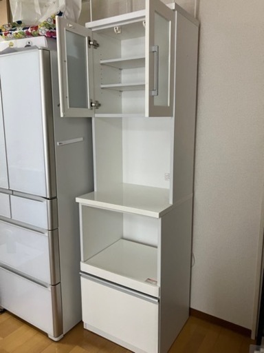 ニトリ　食器棚　2500円
