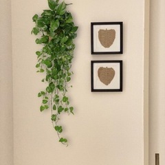 フレーム付きジュートの葉っぱマクラメの画像