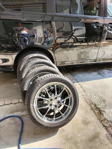 ブラックメッキ調　軽量アルミホイール付きタイヤ　17インチ