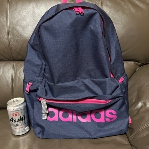 adidasリュック