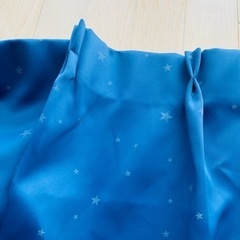 ニトリ カーテン 1枚 青 星柄の画像