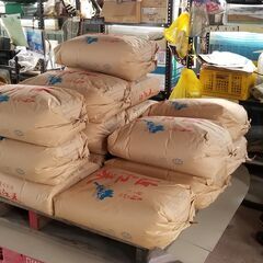 商談中以外受付終了致しました。😀🍚お米10,000円　6年産キヌ...