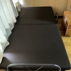【取引終了】折りたたみベッド差し上げます。の画像