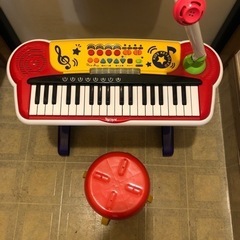 キッズ、幼児、ピアノ　椅子付きの画像