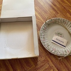 NARUMI  皿の画像