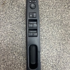 NBox 運転席パワーウィンドウ　スイッチパネル