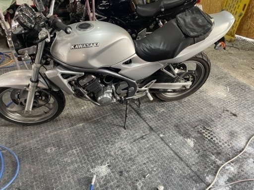 カワサキ　バリオス1型　自賠責r8 5月まで