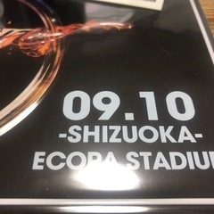 B'z  ガチャガチャ、メモリアルプレート、ステッカー交換