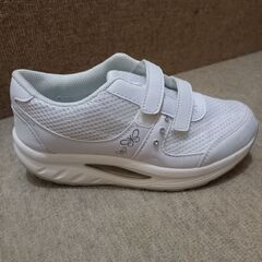未使用ハナエモリ　ナースシューズ23cmの画像