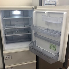 安心の6ヶ月保証付き‼︎【AQUA】3ドア冷蔵庫売ります‼︎ 安心の6ヶ月保証付き‼︎【AQUA】3ドア冷蔵庫売ります‼︎