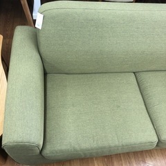 2人掛けソファー（グリーン）売ります‼︎