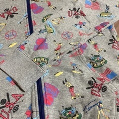 TOMMY フード付きパーカーの画像