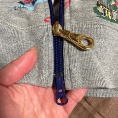 TOMMY フード付きパーカーの画像