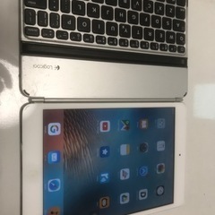 【最終値下げ】iPad mini初代+ロジクールキーボードの画像