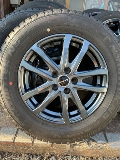 値下げします！2023年購入スタッドレスと2021年購入夏タイヤ8本セット195R/65 15