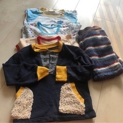 千趣会ダッフルコート付★110cm男の子系お洋服　ニット、トレーナー、Tシャツ、パンツまとめてお譲りの画像
