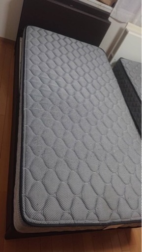 シングルベッド　マットレス付き　引出しあり　ブラック　新生活　ホワイトもあり