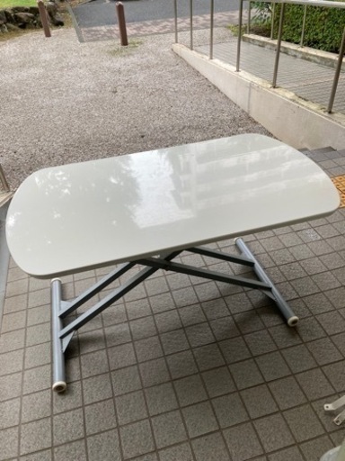 [リフティングテーブル]リサイクルショップヘルプ