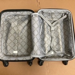 【受付終了】OUTDOOR キャリーケース　ブラック　美品の画像